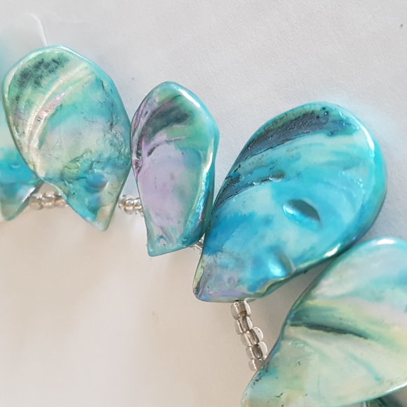 3/25$ 10 pcs Shell Beads with Hole for Beading & Jewelry Projects - Picture 7 of 9